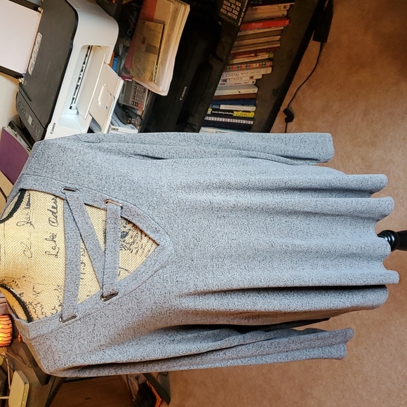 Maurices size 3X heathered charcoal gray sweater with criss cross v-neck - Picture 2 of 9